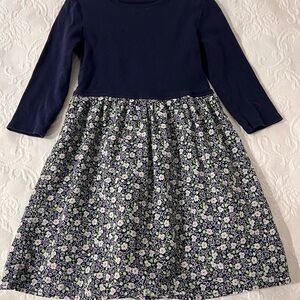 GAP  Navy Blue Floral Kids Dress size S (6-7) all cotton